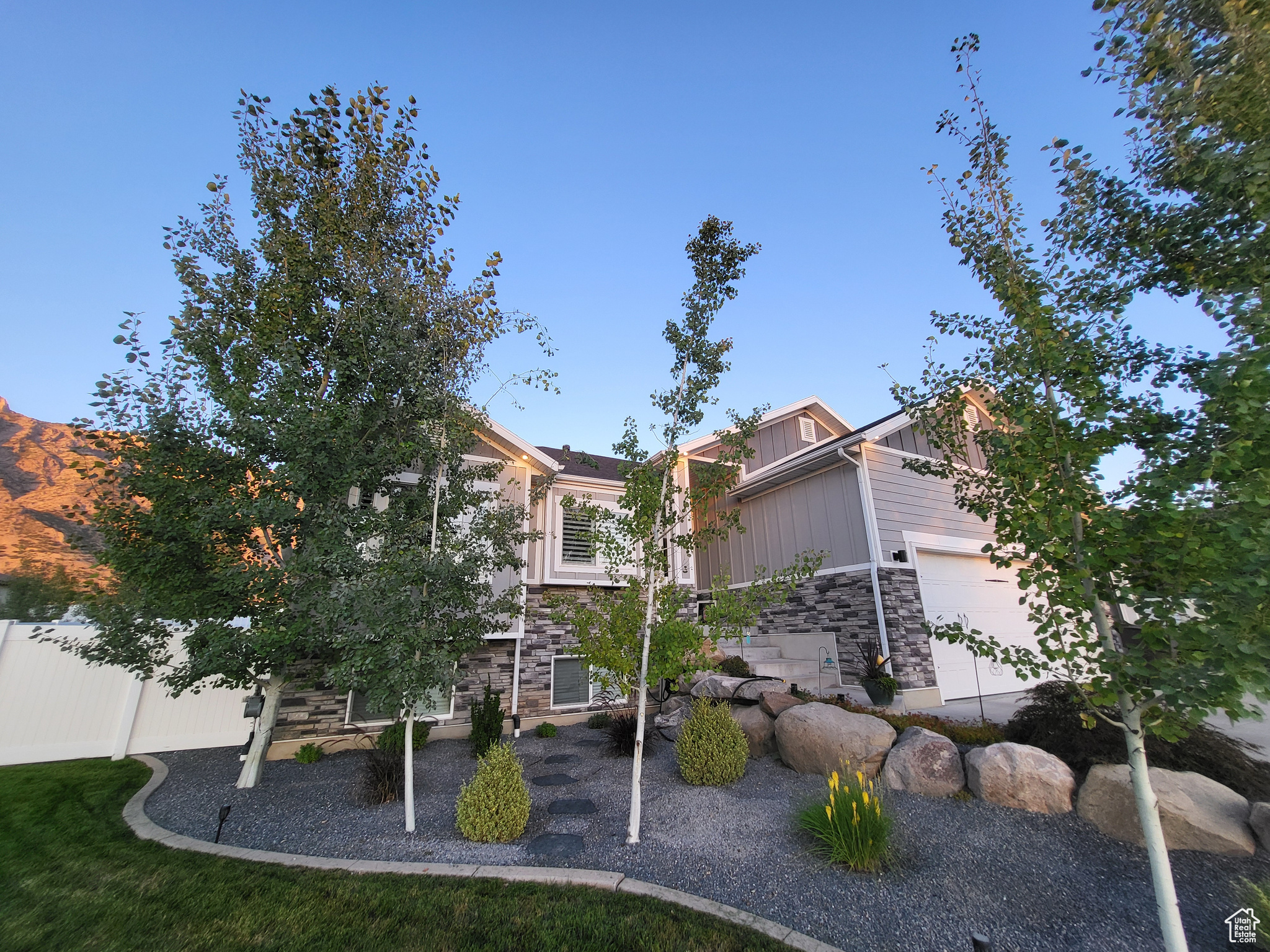NERVA LANE - Residential