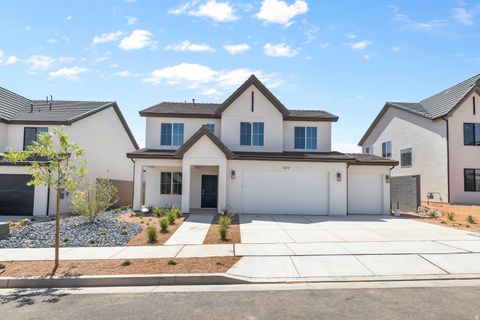 Tiny photo for 1801 S FORBIDDING WAY #4287, Washington, UT 84780 (MLS # 2159551)