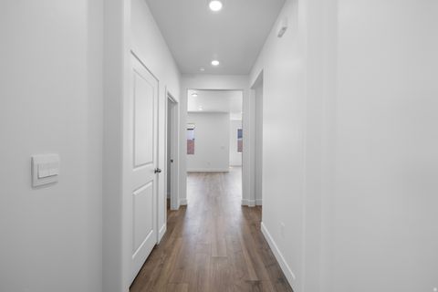 Tiny photo for 1801 S FORBIDDING WAY #4287, Washington, UT 84780 (MLS # 2159551)