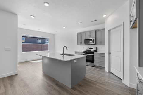 Tiny photo for 1801 S FORBIDDING WAY #4287, Washington, UT 84780 (MLS # 2159551)