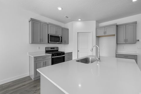 Tiny photo for 1801 S FORBIDDING WAY #4287, Washington, UT 84780 (MLS # 2159551)