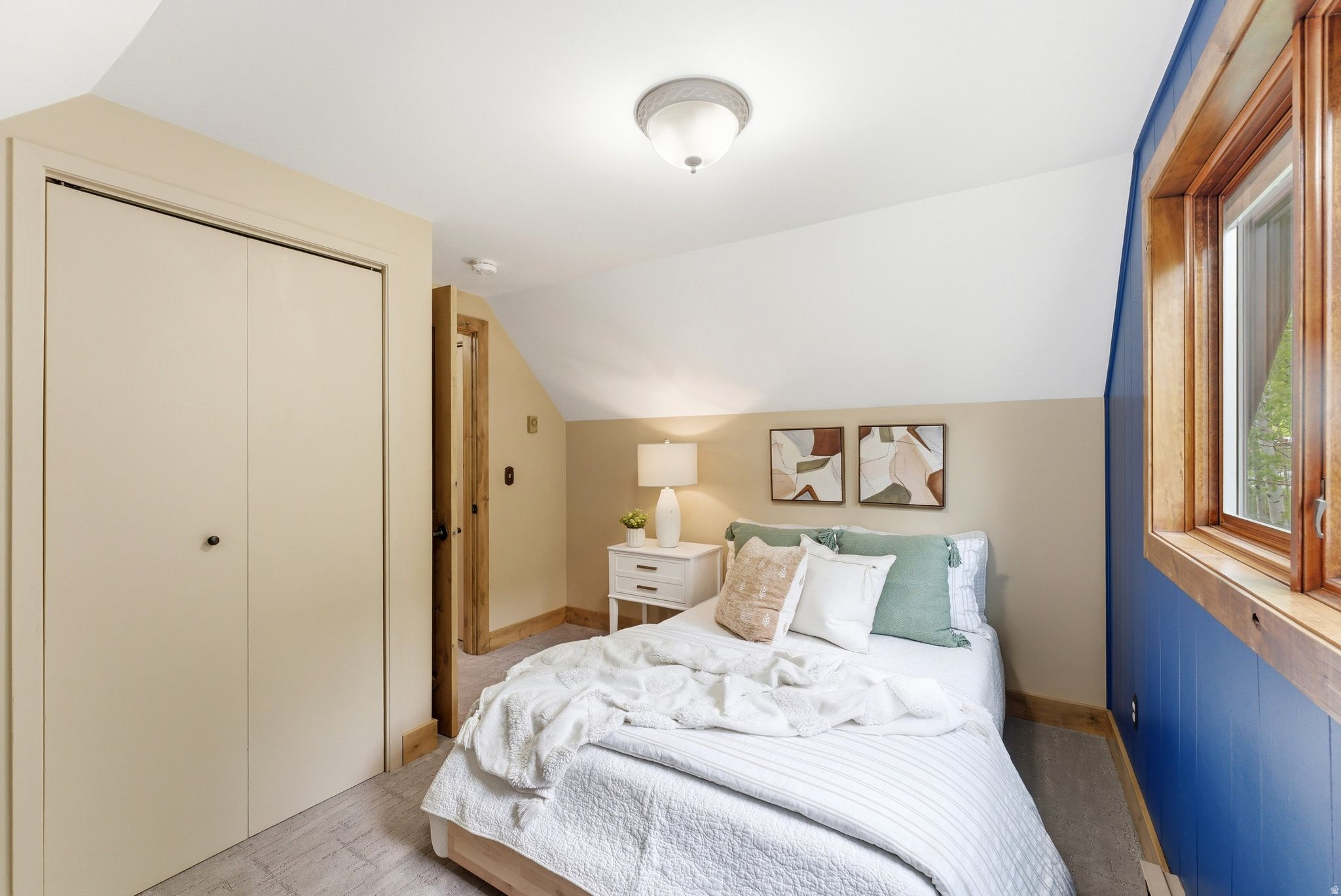 SILVER FORK - Residential