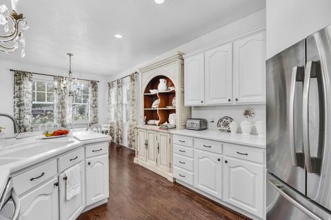 Tiny photo for 10711 S NAVARRO WAY, South Jordan, UT 84009 (MLS # 2120260)