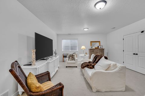 Tiny photo for 10711 S NAVARRO WAY, South Jordan, UT 84009 (MLS # 2120260)