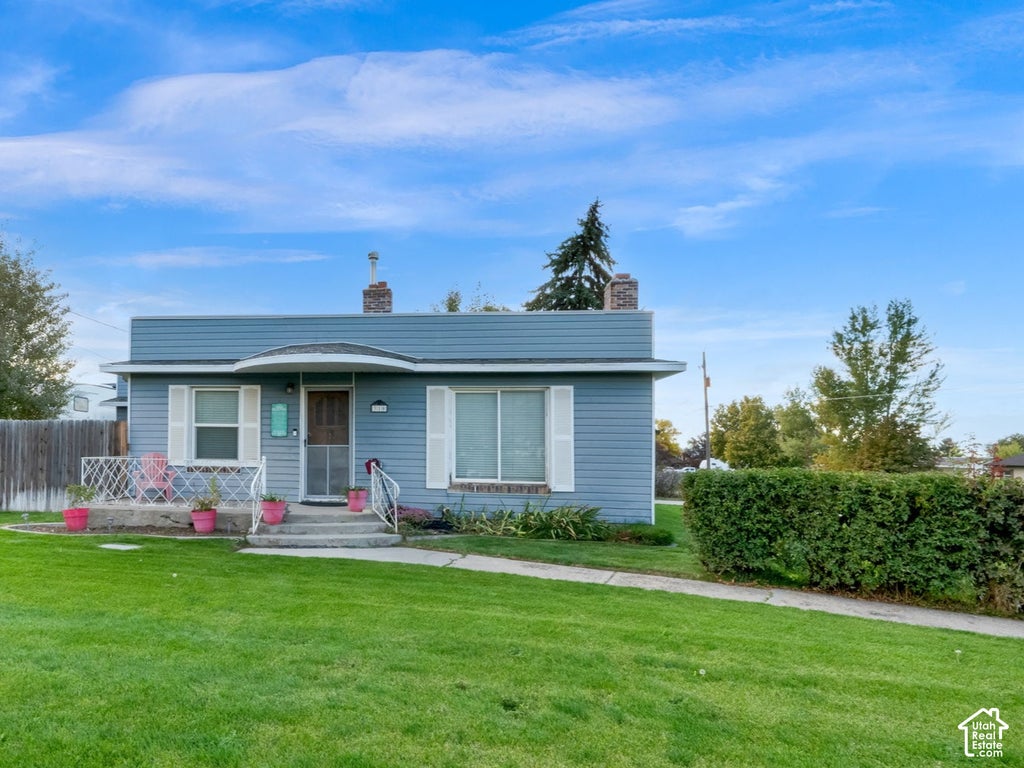 Photo of 310 S CENTER ST, Santaquin, UT 84655 (MLS # 2192355)