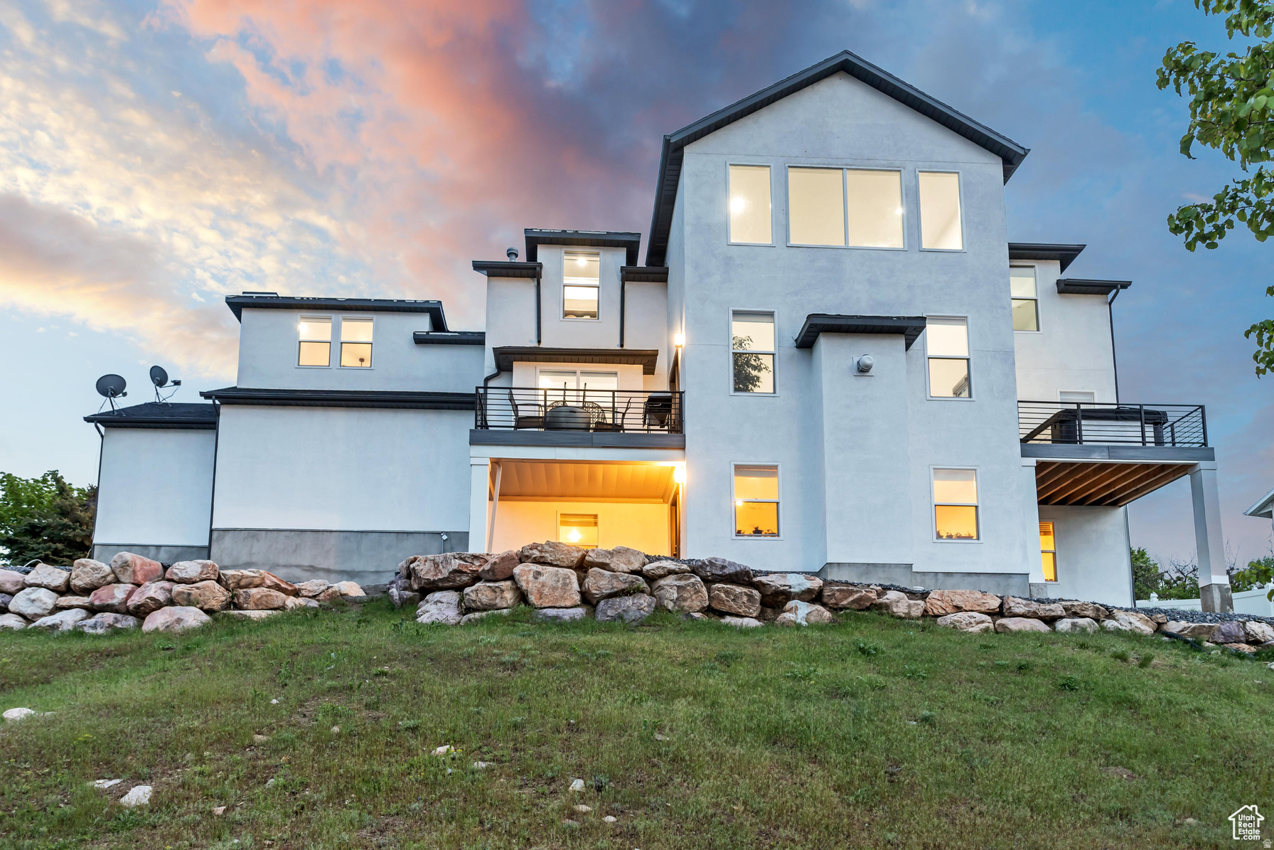 SOUTH MOUNTAIN - Residential