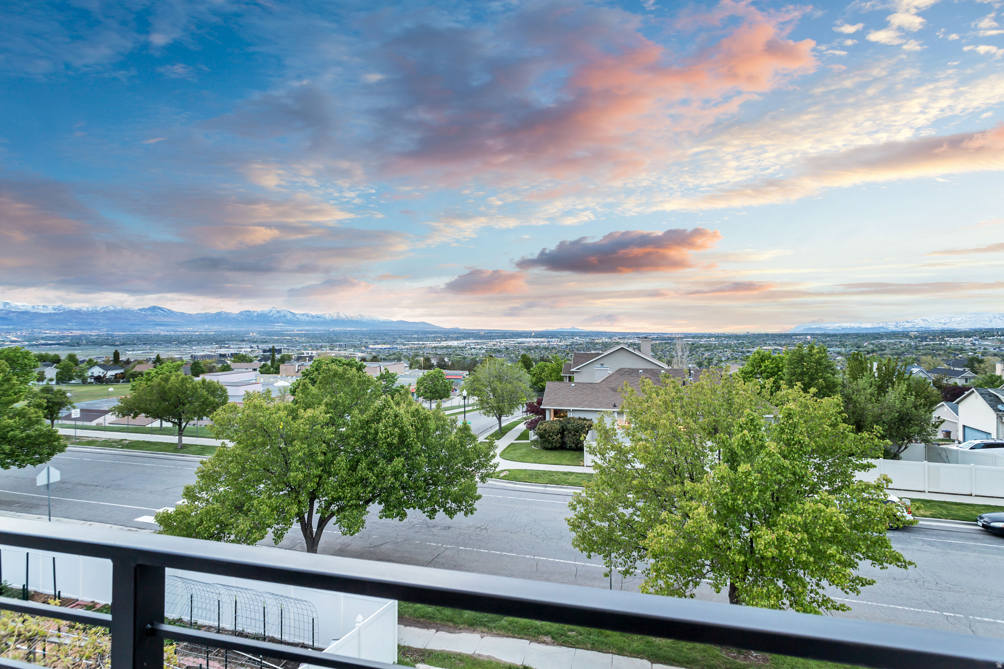 SOUTH MOUNTAIN - Residential