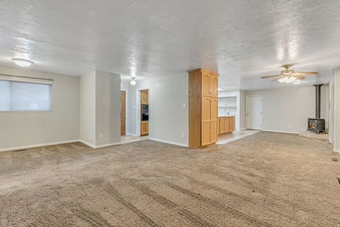 Tiny photo for 2862 E PAMELA DR, Cottonwood Heights, UT 84121 (MLS # 2139375)