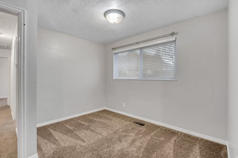 Tiny photo for 2862 E PAMELA DR, Cottonwood Heights, UT 84121 (MLS # 2139375)