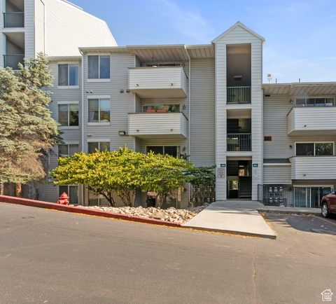 Tiny photo for 525 S 900 E #B2, Salt Lake City, UT 84102 (MLS # 2103812)