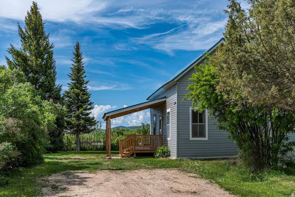 Photo of 225 W 1ST NORTH ST N #9, Bloomington, ID 83223 (MLS # 2155989)