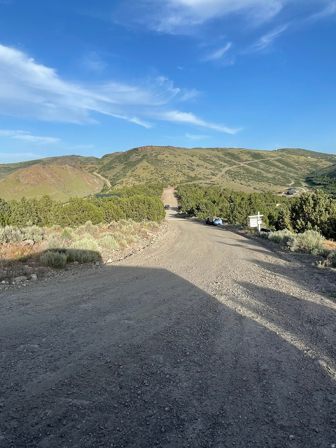HIGH COUNTRY 2 - Land
