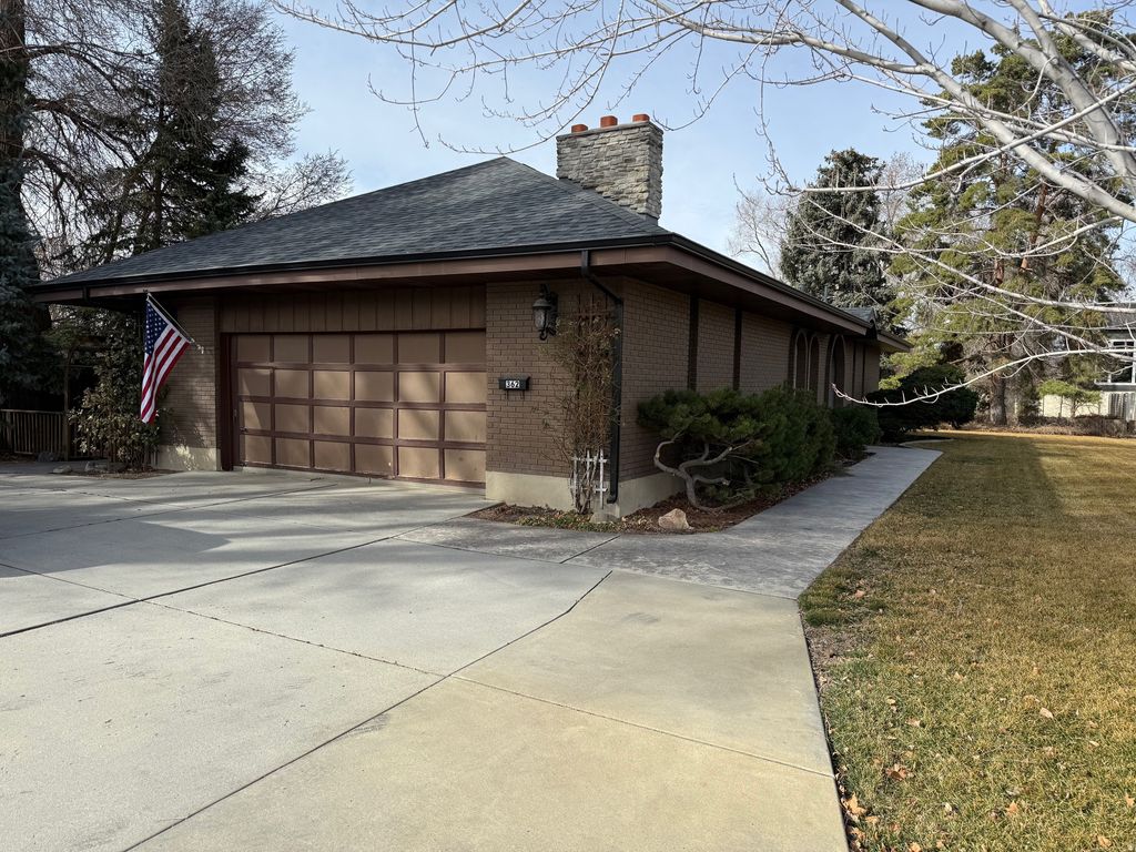 Photo of 362 E 9150 S, Sandy, UT 84070 (MLS # 2140111)