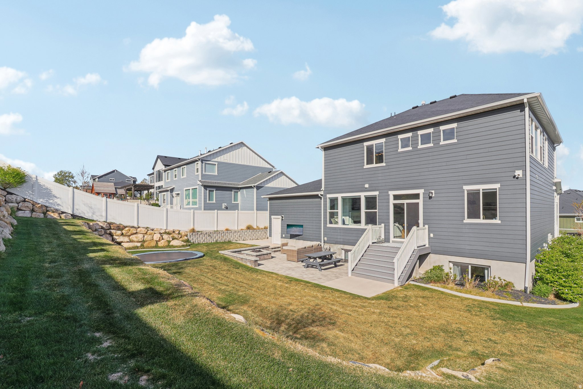 ROCKWELL ESTATES - Residential