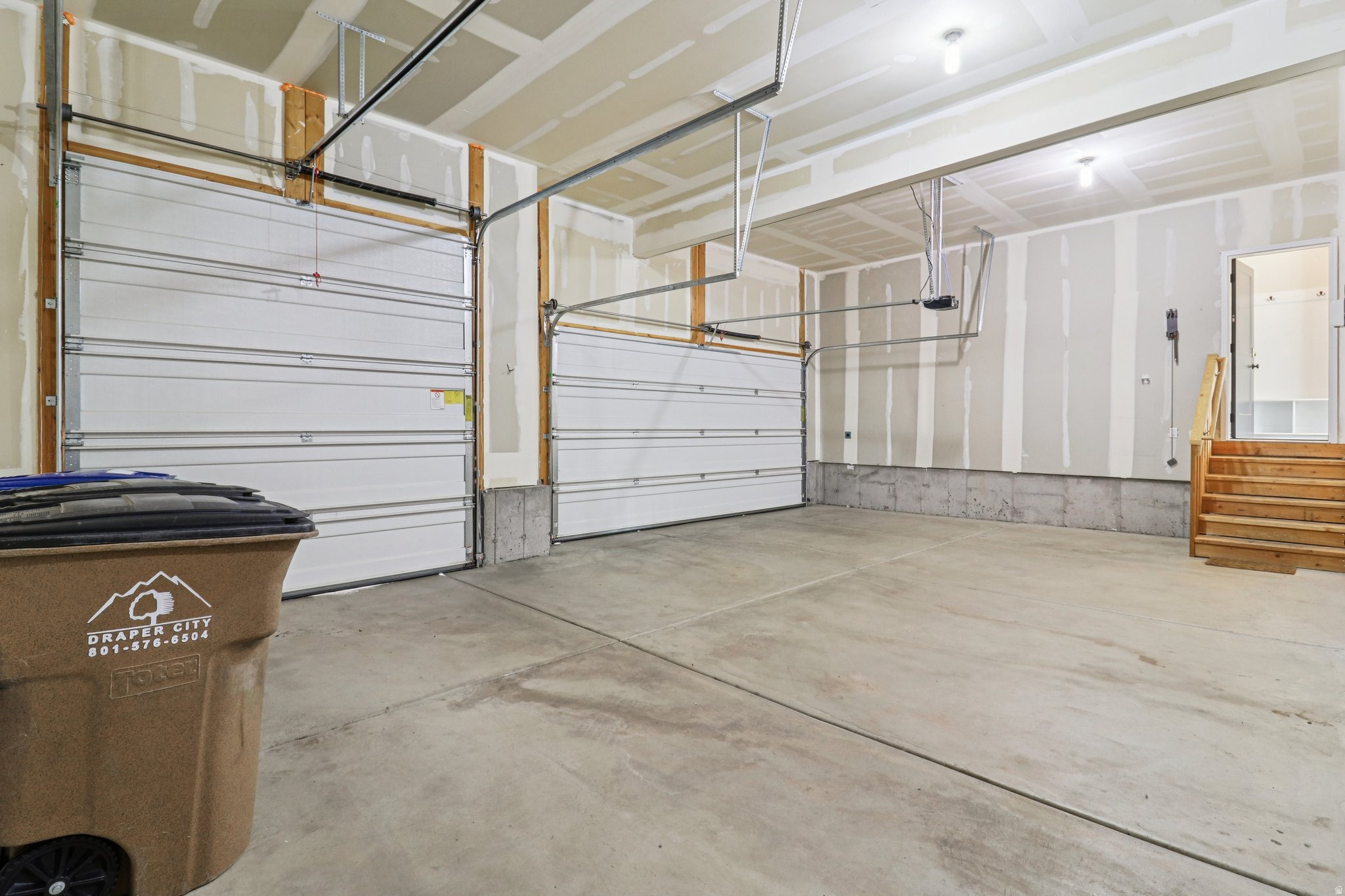 ROCKWELL ESTATES - Residential