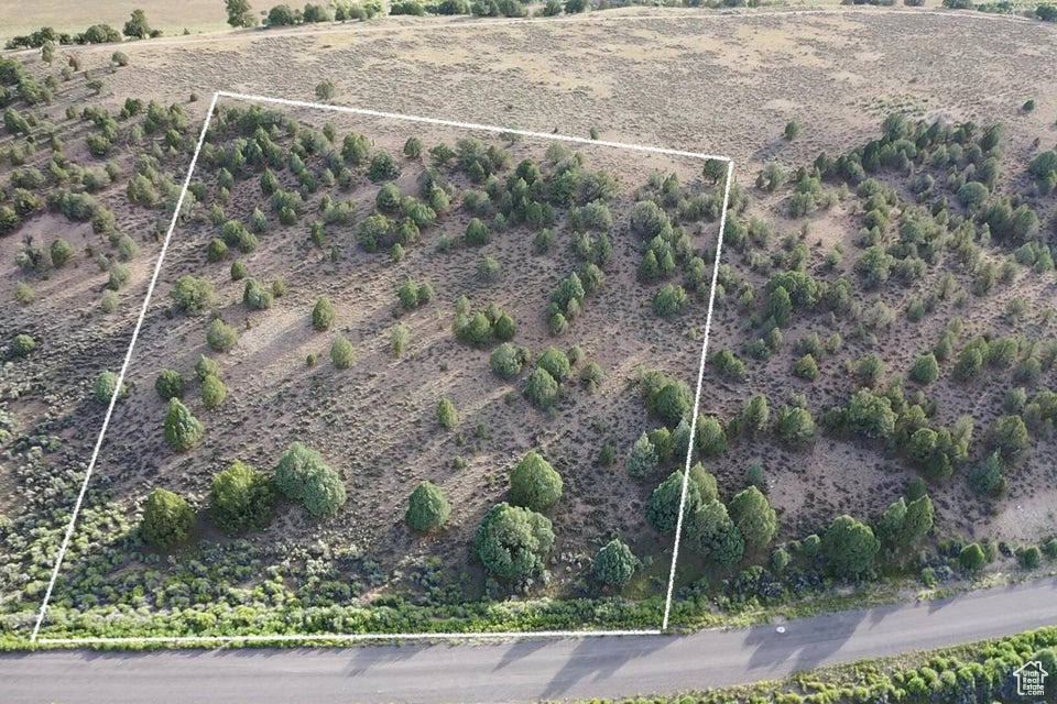 PAUNSAUGUNT CLIFFS SUBDIVISION - Land