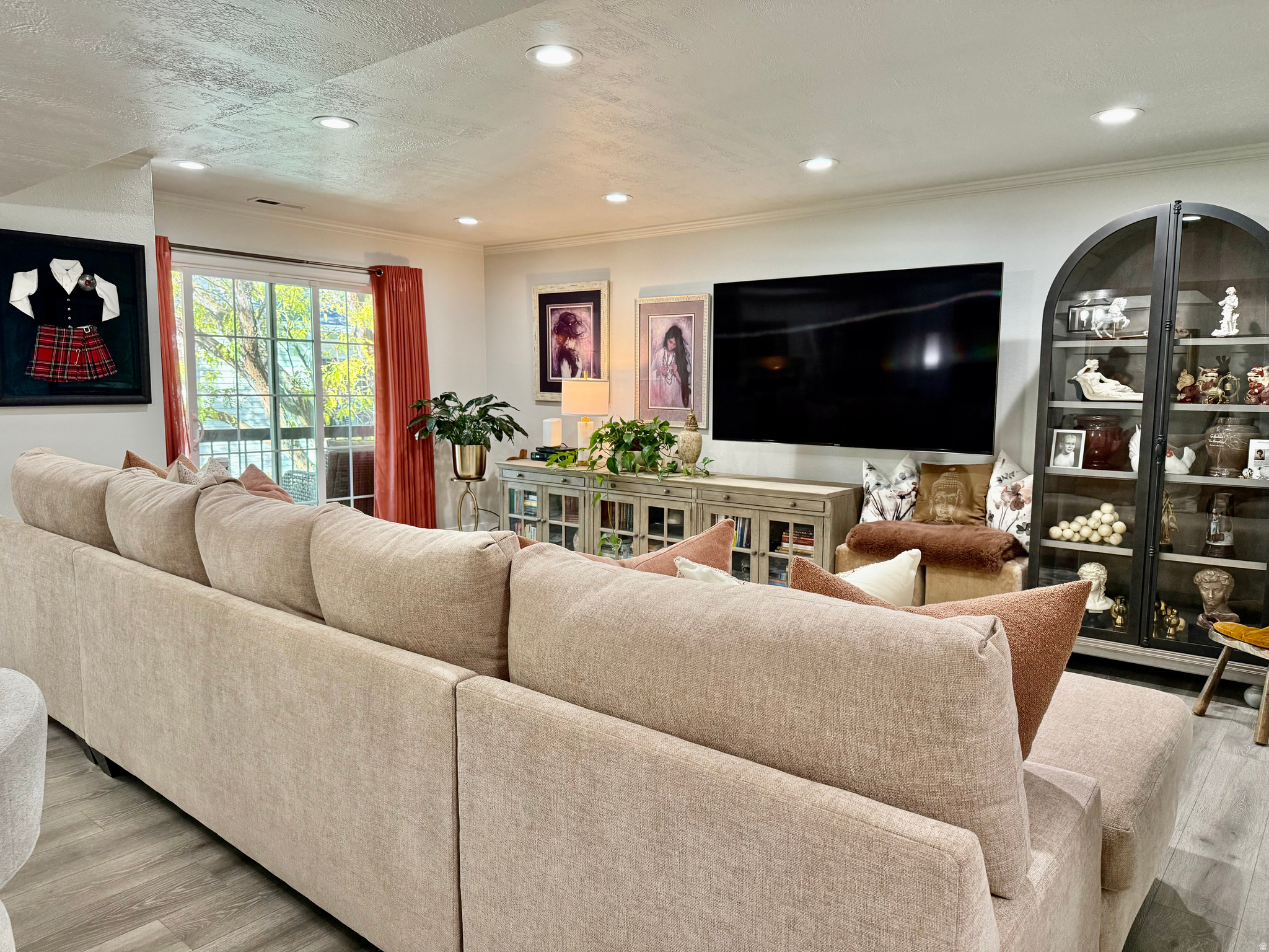 WAYLAND STATION AT O - Residential