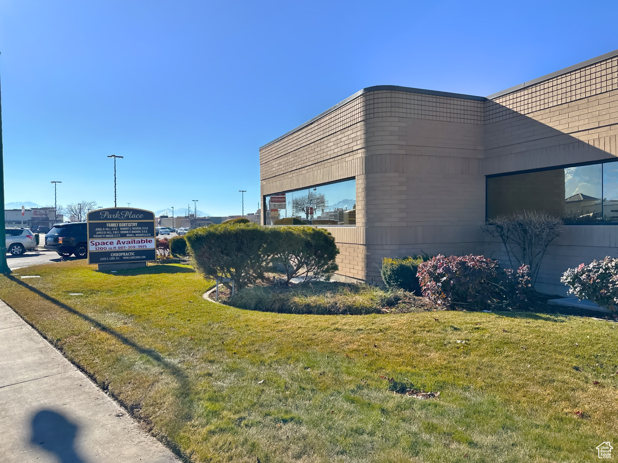 PARK PLACE - Commercial Lease