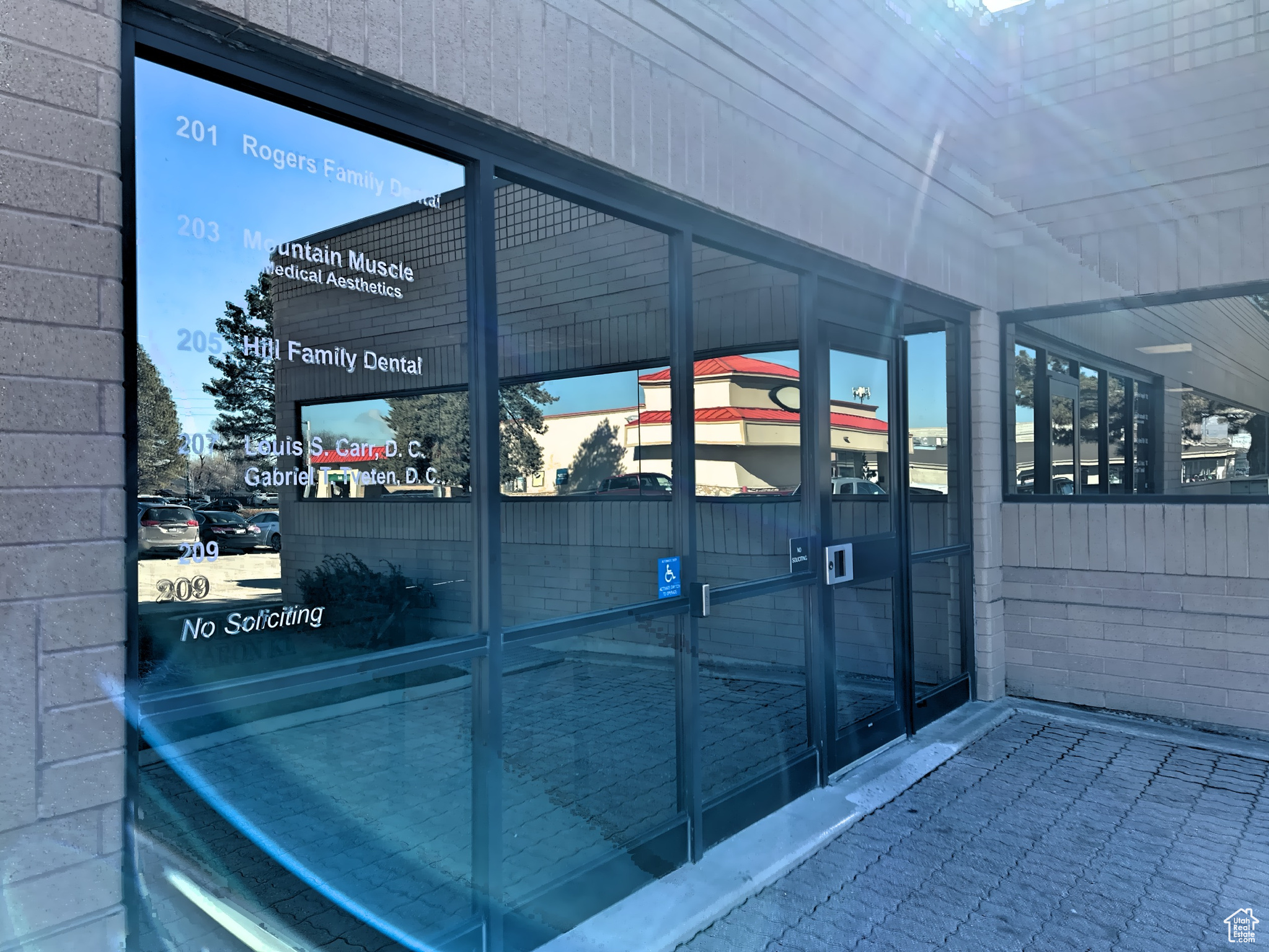 PARK PLACE - Commercial Lease