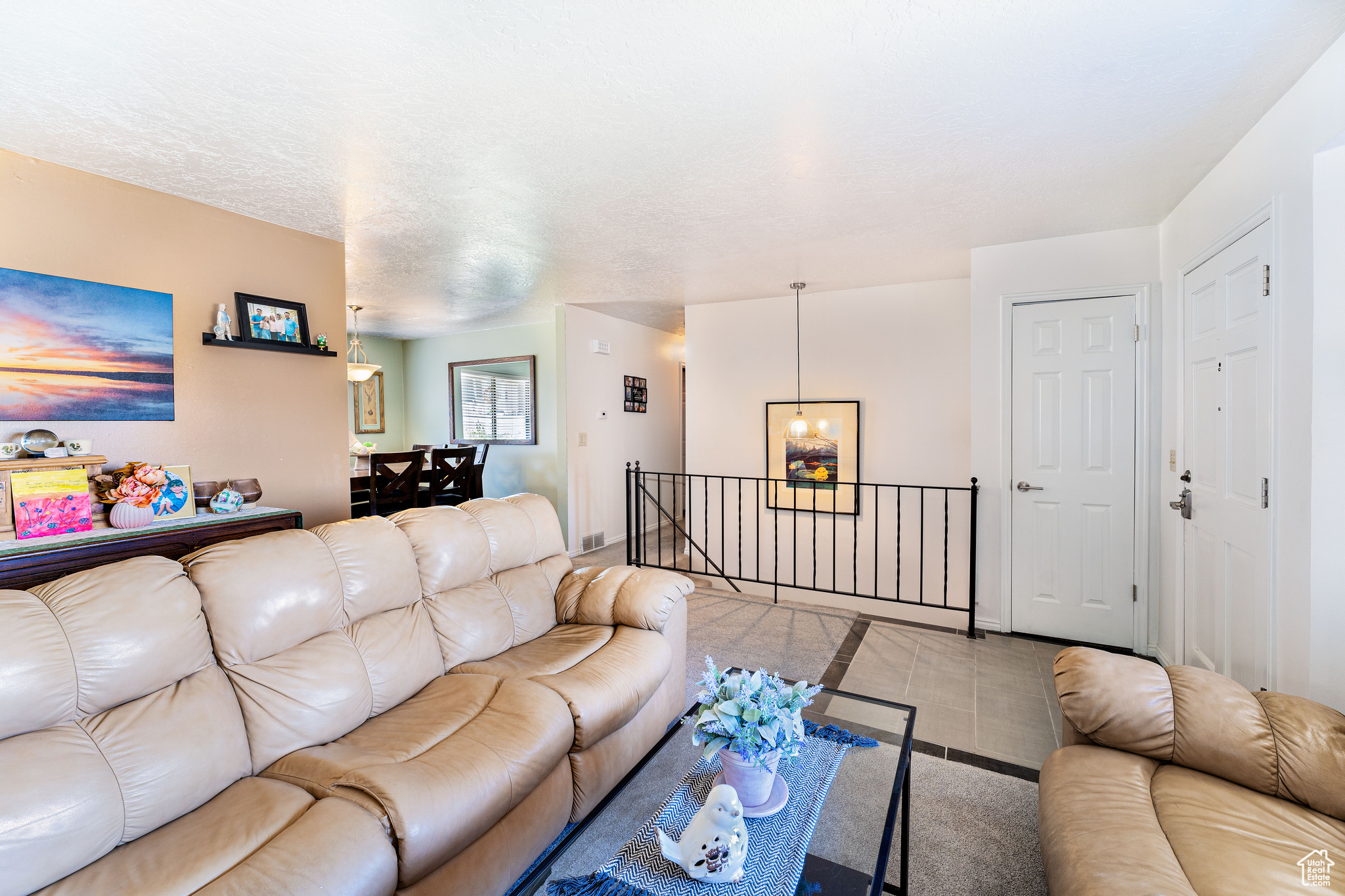 PAINTED HILLS ESTATE - Residential