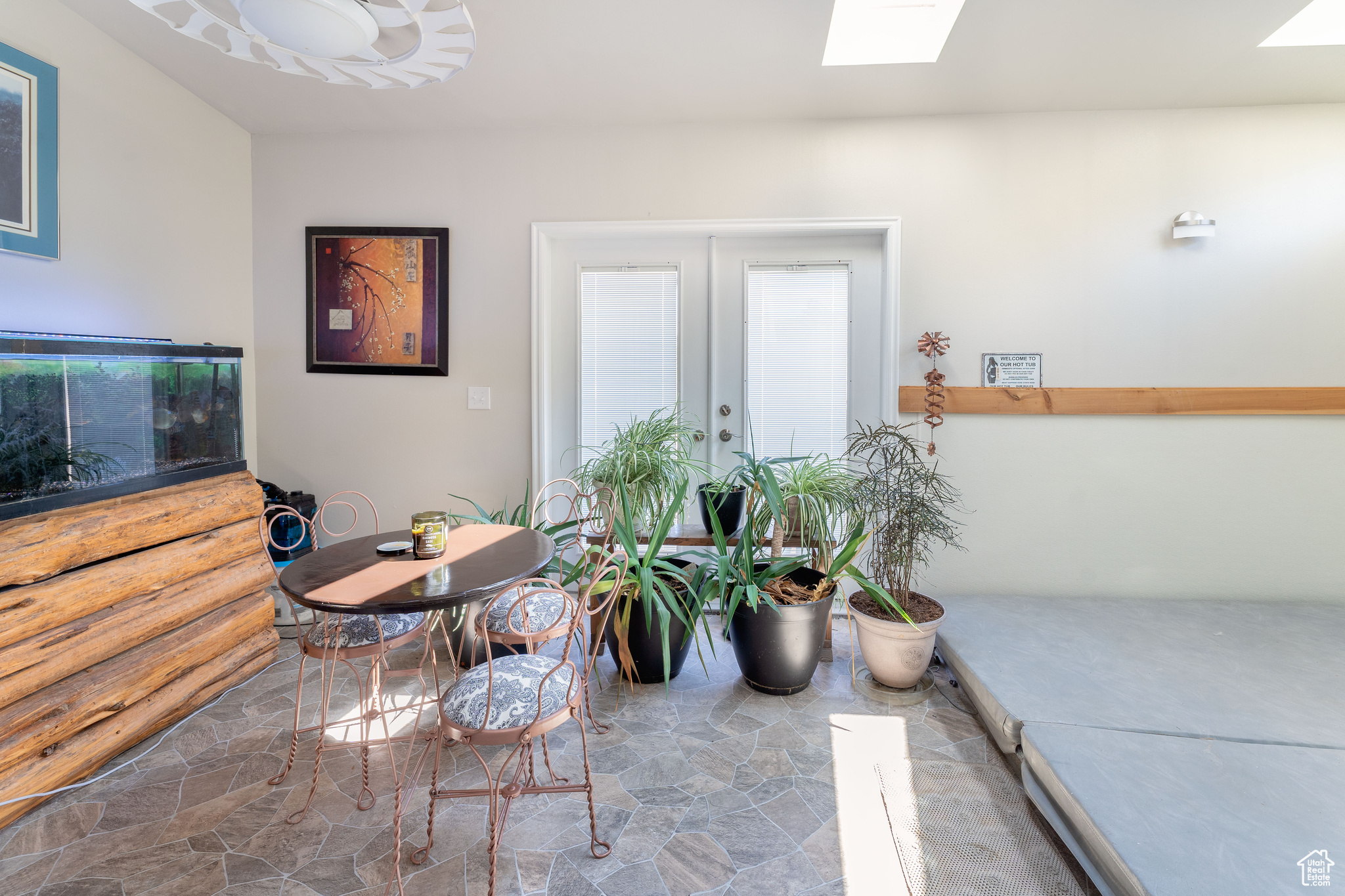 PAINTED HILLS ESTATE - Residential