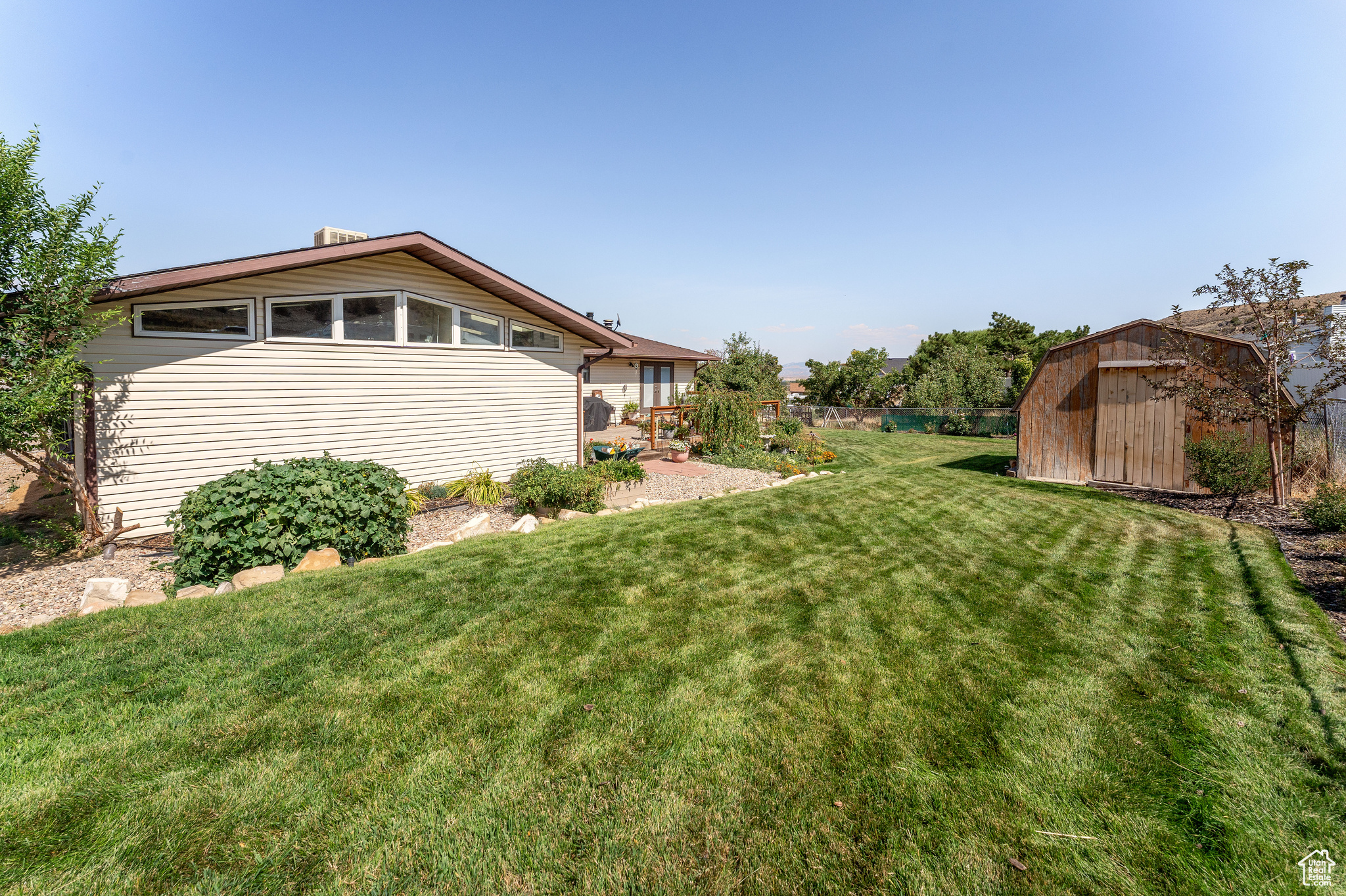 PAINTED HILLS ESTATE - Residential