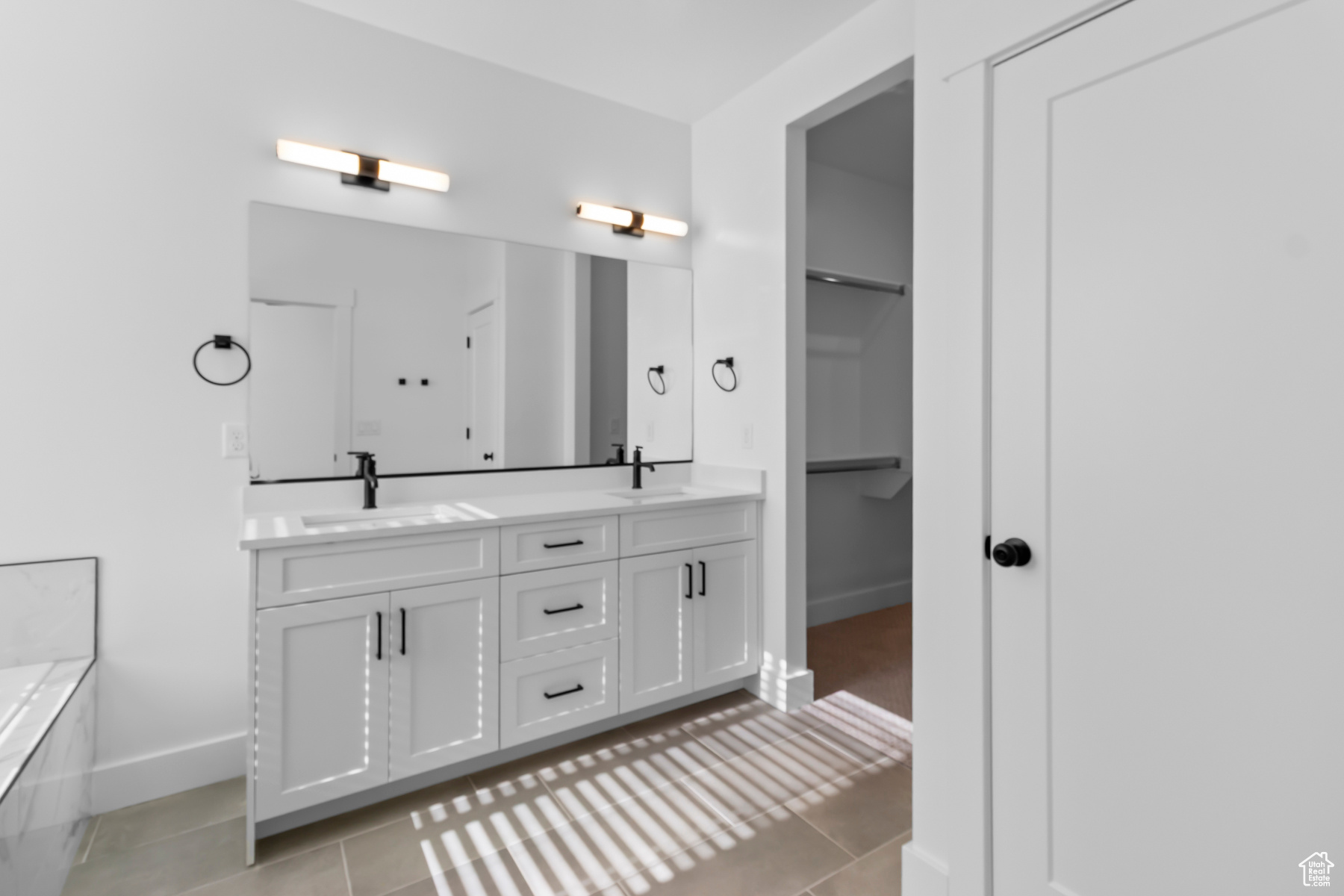 HART ESTATES - Residential