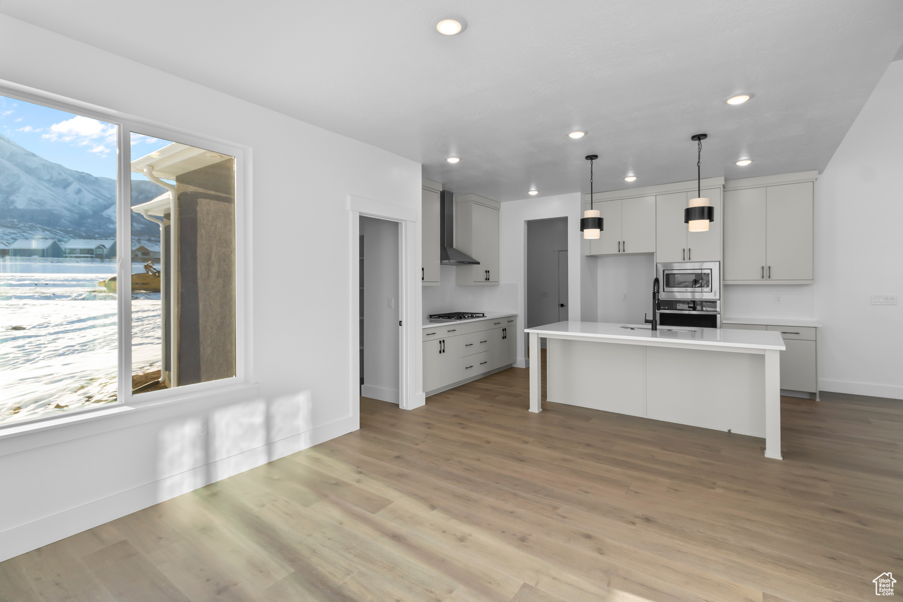 HART ESTATES - Residential