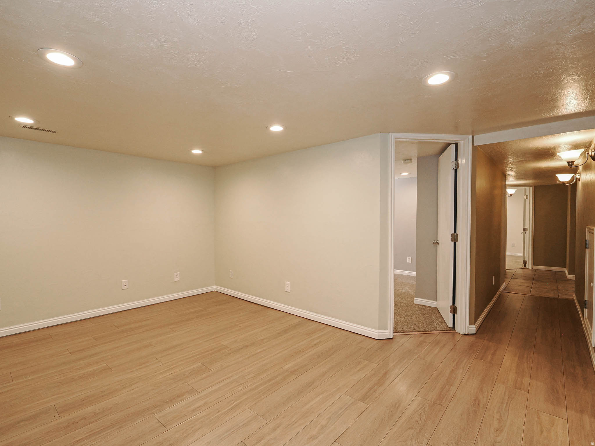 COUNTRY MANOR SUB NO - Residential