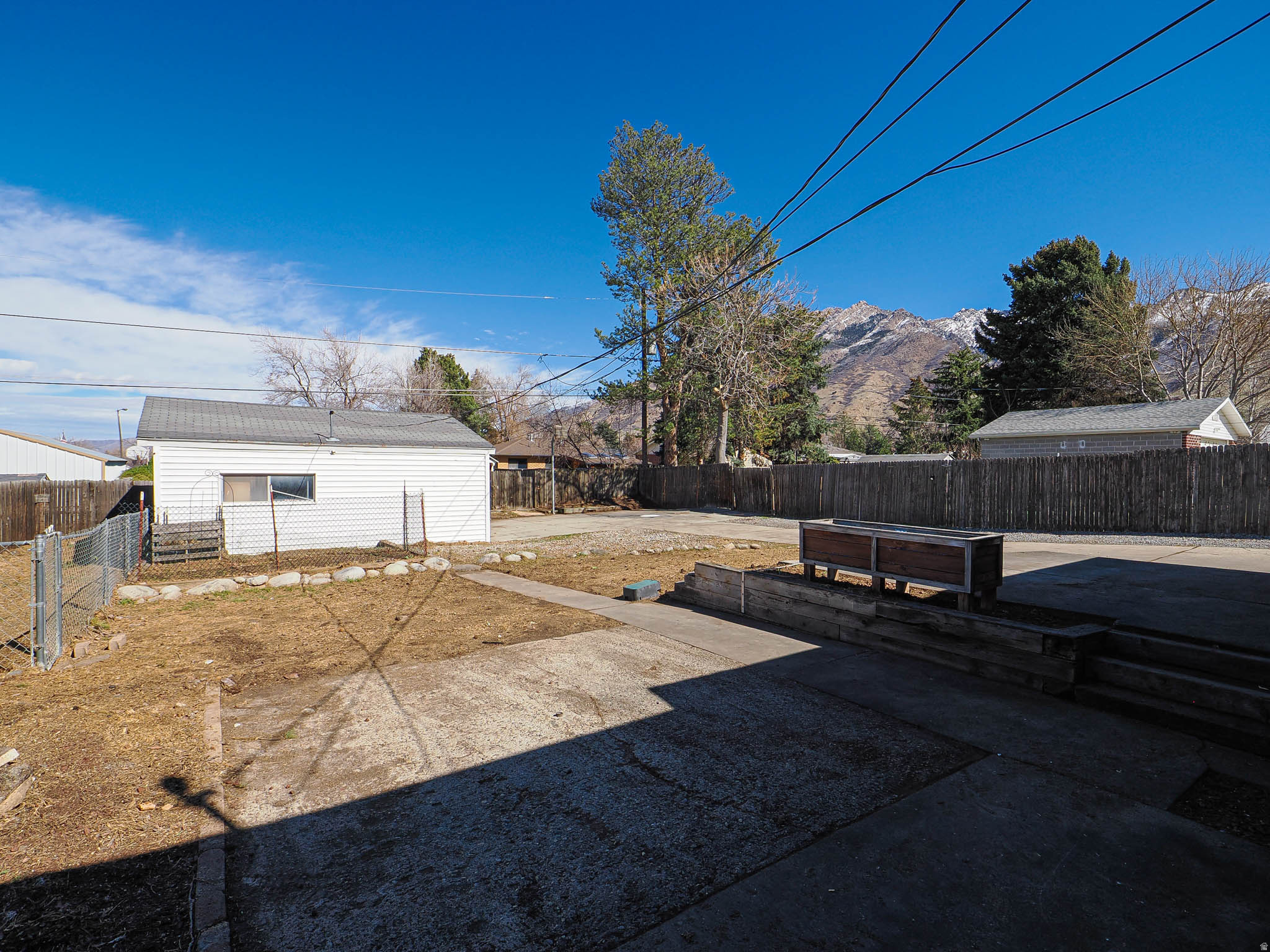 COUNTRY MANOR SUB NO - Residential