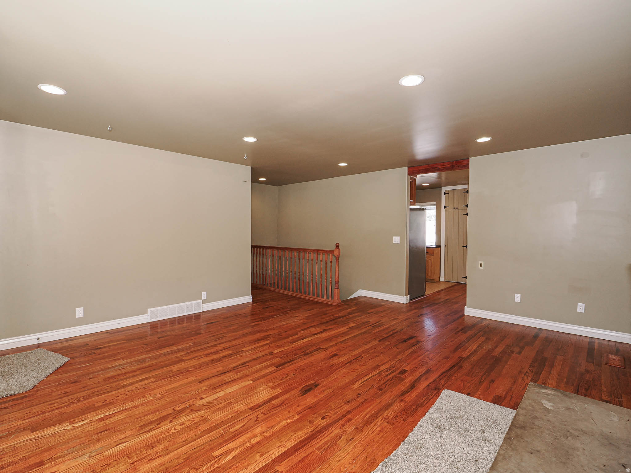 COUNTRY MANOR SUB NO - Residential