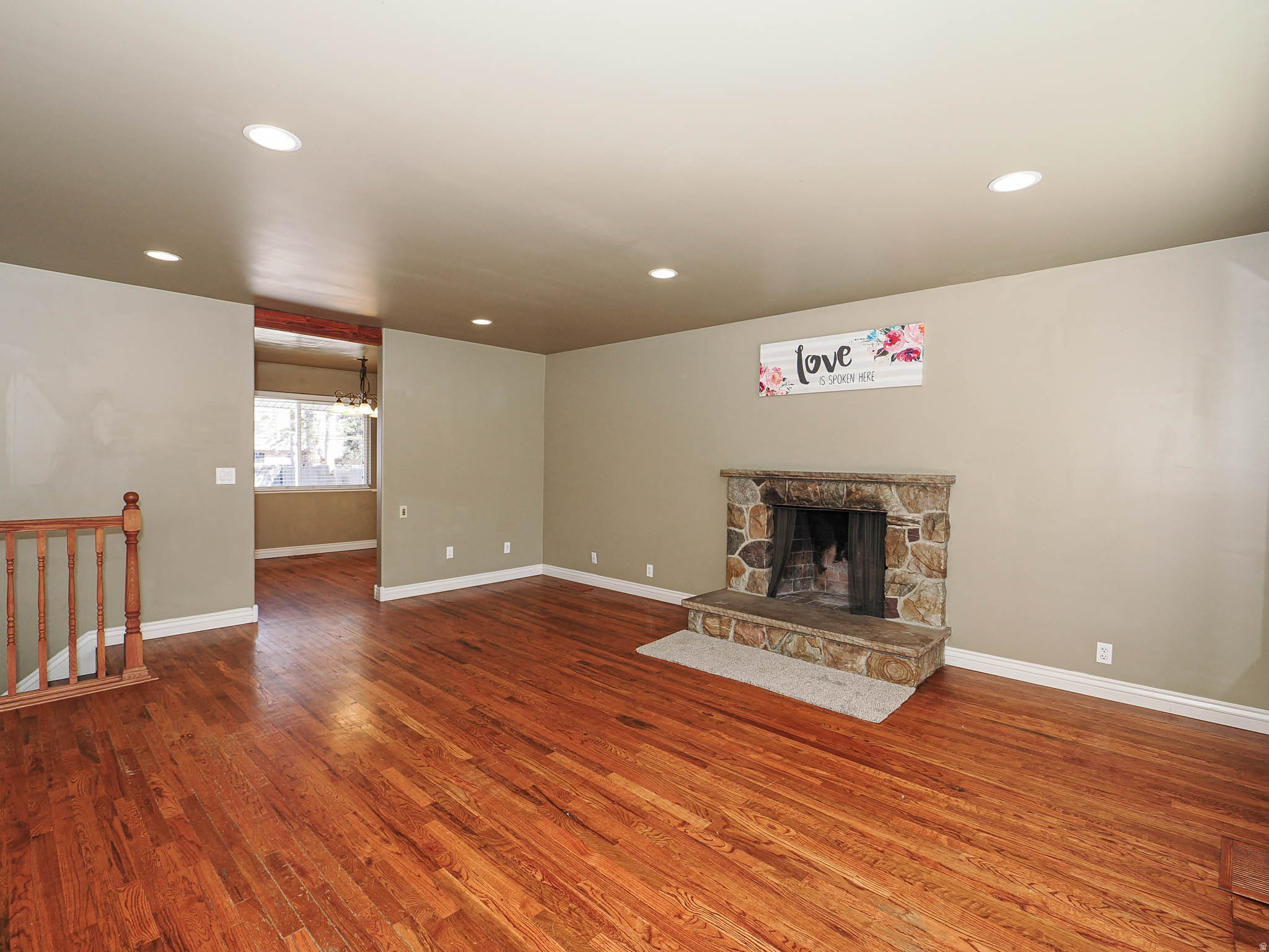 COUNTRY MANOR SUB NO - Residential