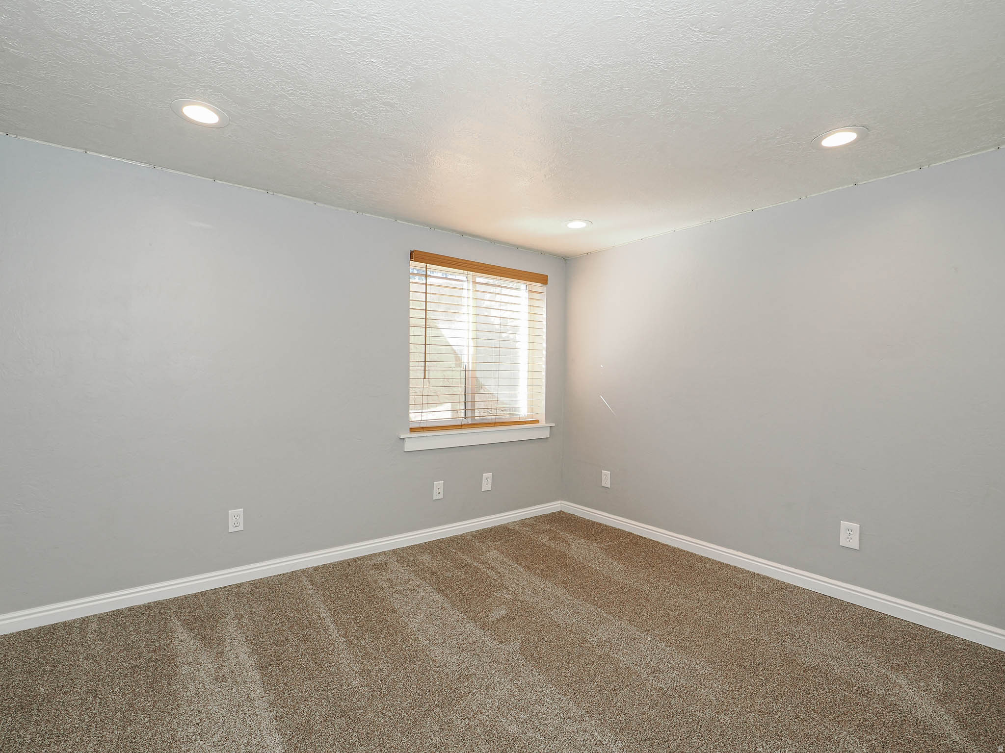 COUNTRY MANOR SUB NO - Residential