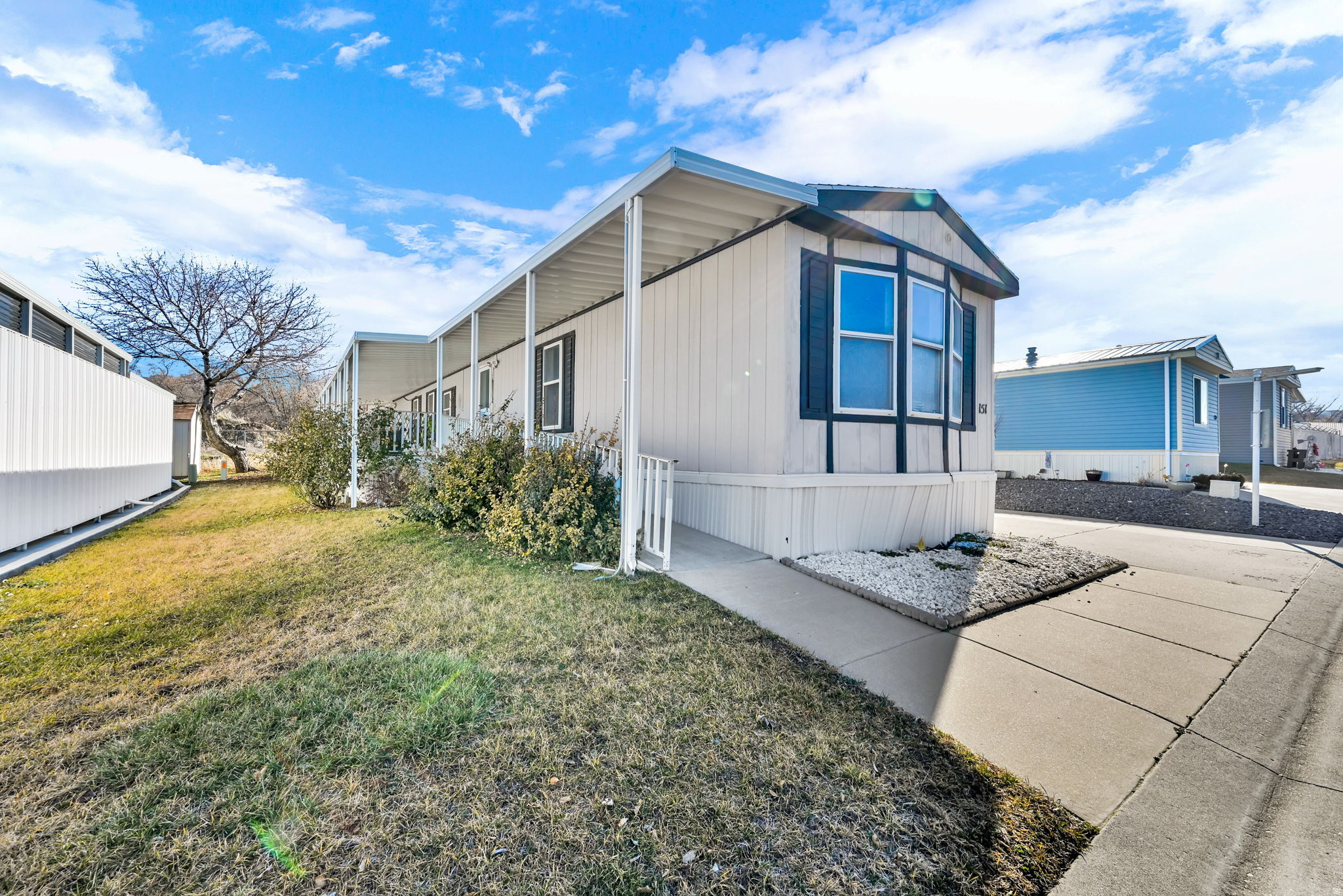 COUNTRY MEADOWS TRAILER PARK - Residential