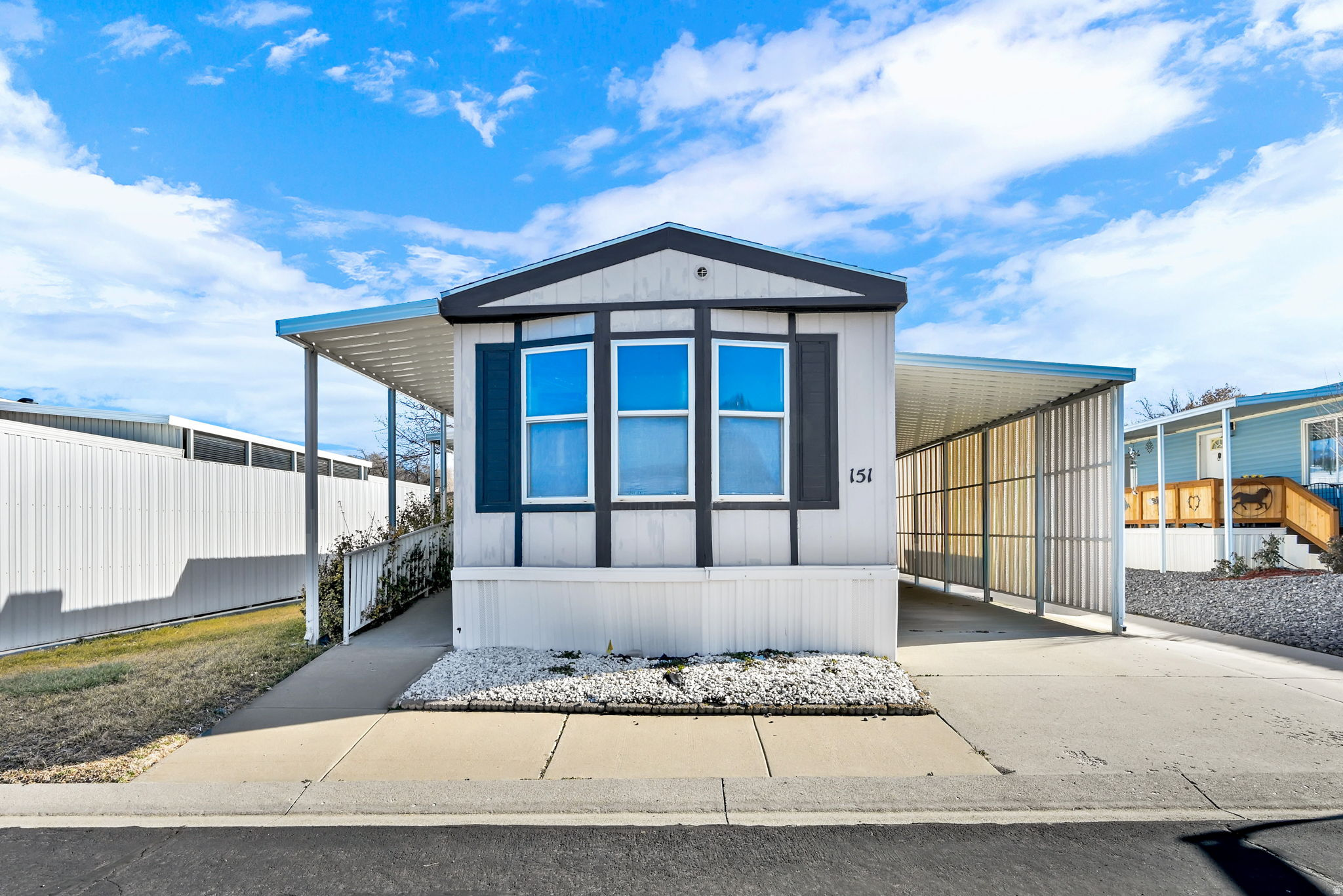 COUNTRY MEADOWS TRAILER PARK - Residential