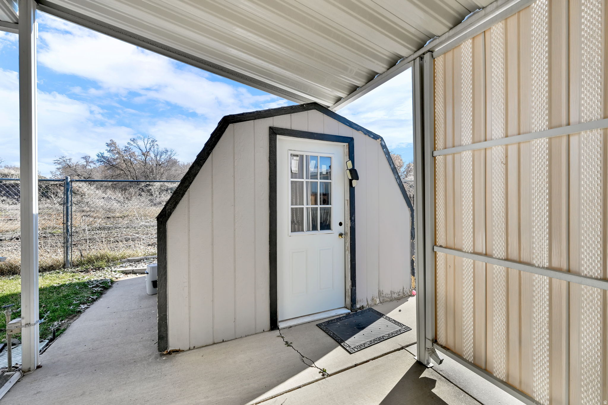 COUNTRY MEADOWS TRAILER PARK - Residential