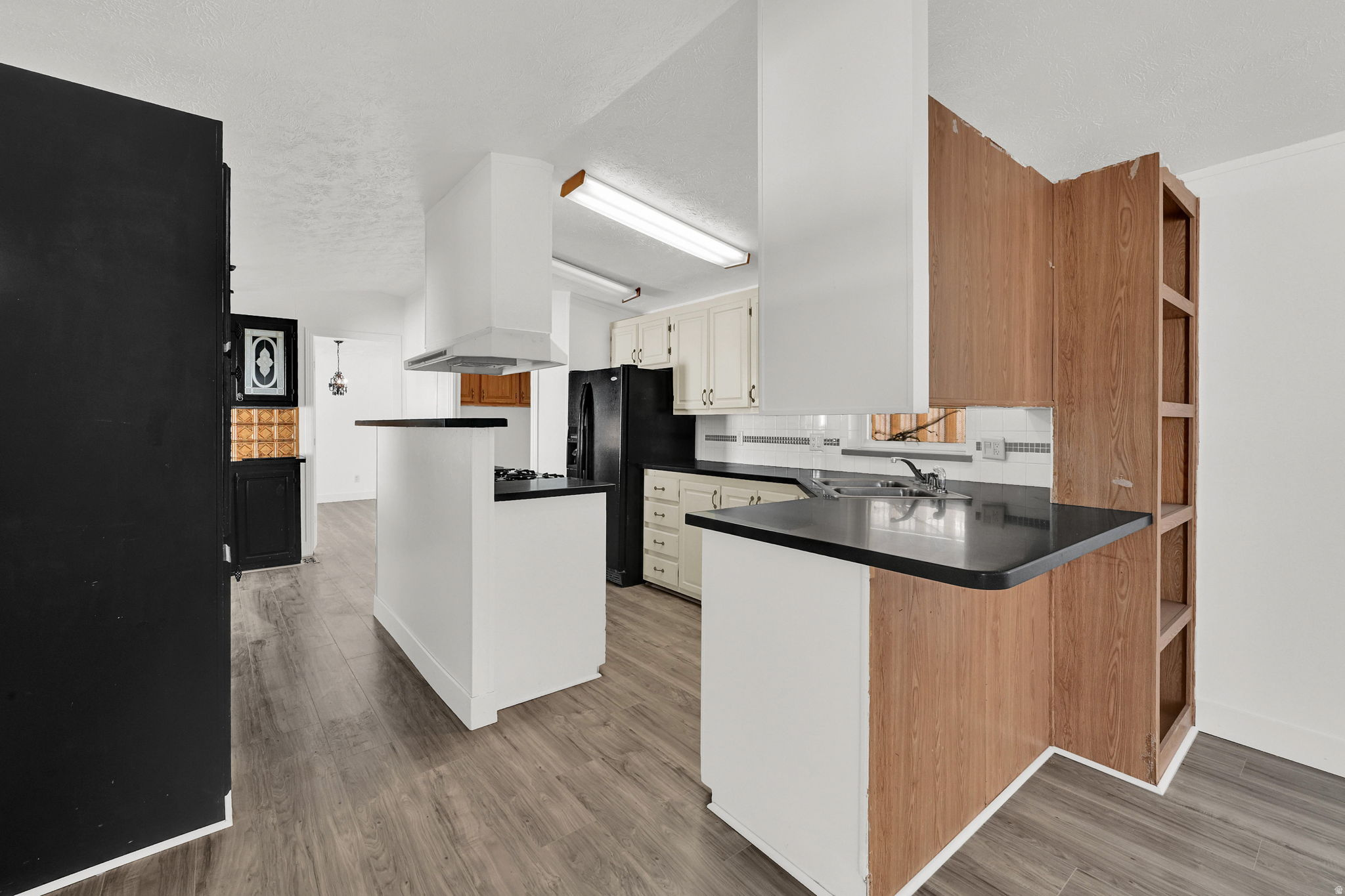 COUNTRY MEADOWS TRAILER PARK - Residential