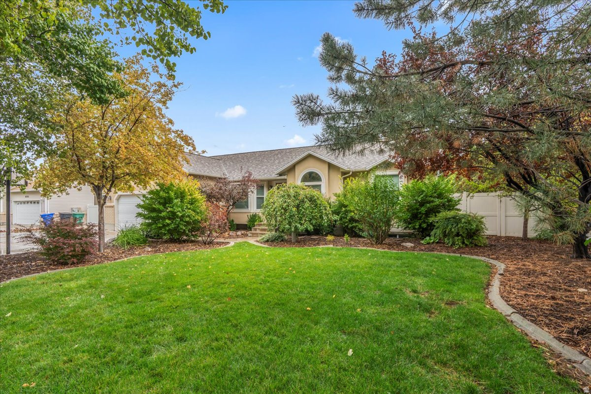 PEBBLEWOOD - Residential