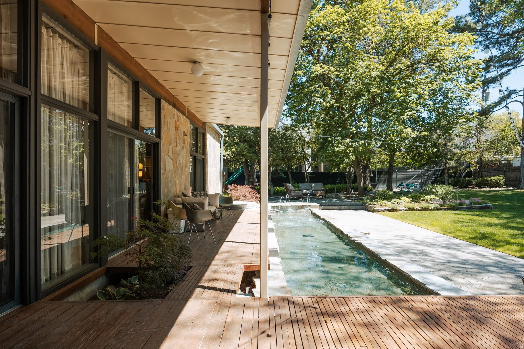 LAKEWOOD - Residential