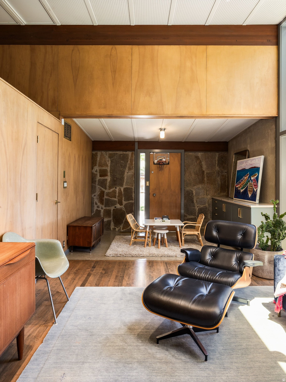 LAKEWOOD - Residential