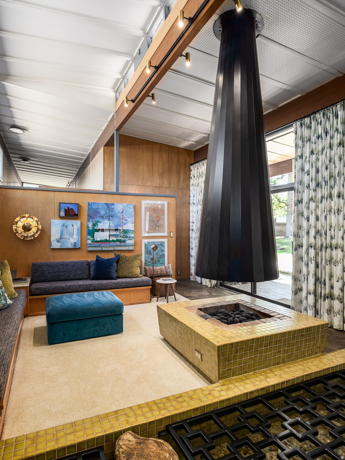 LAKEWOOD - Residential