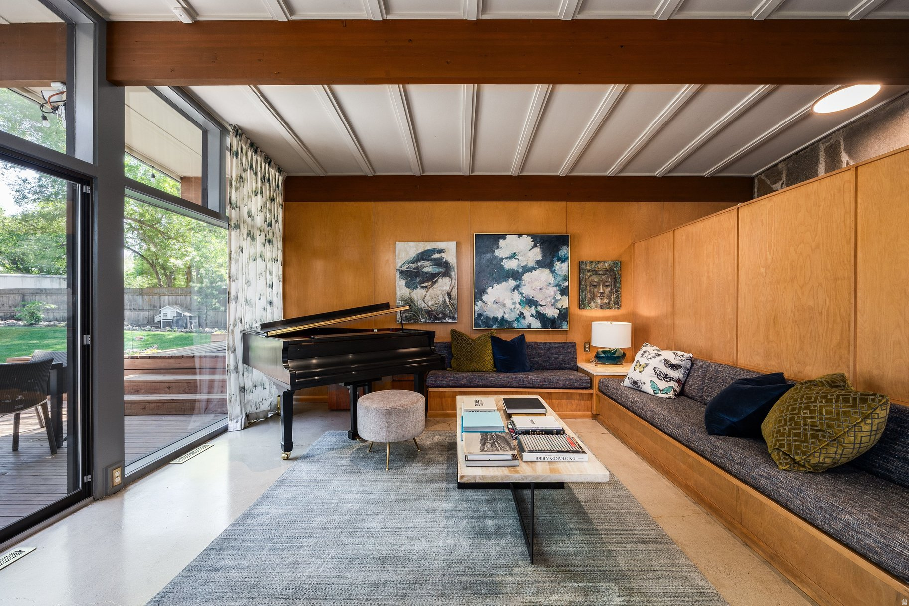 LAKEWOOD - Residential