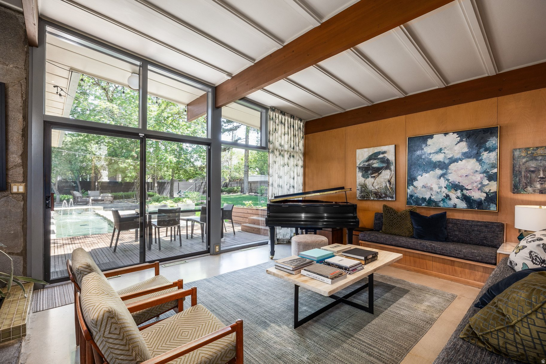 LAKEWOOD - Residential