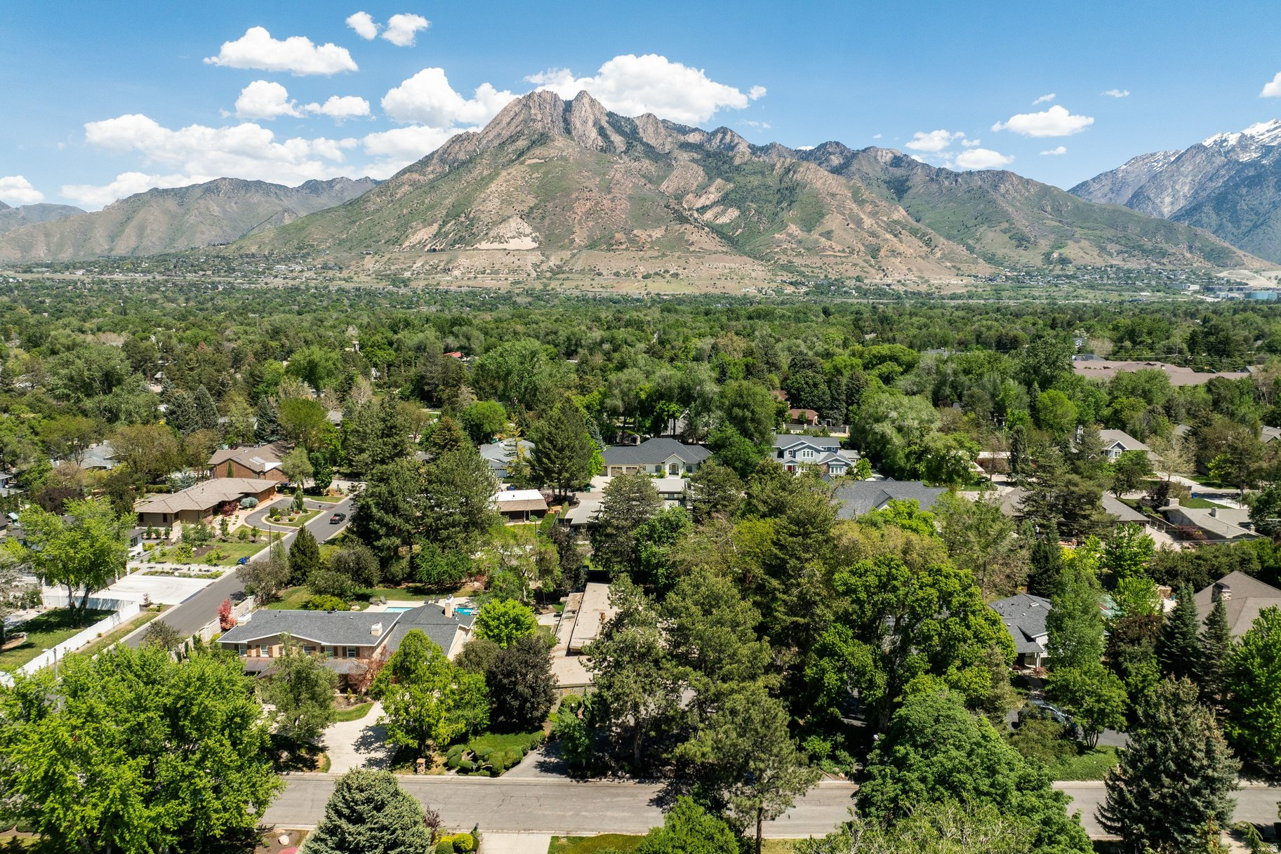 LAKEWOOD - Residential