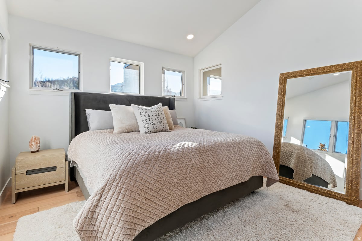 HIDDEN COVE - Residential