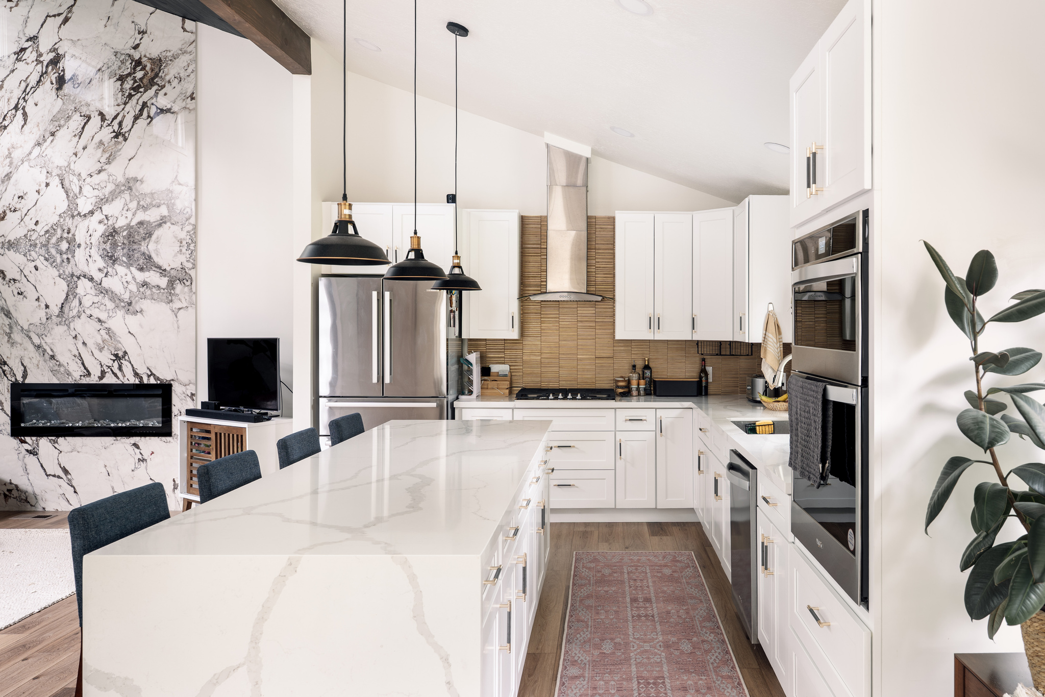 CANYON RIM - Residential