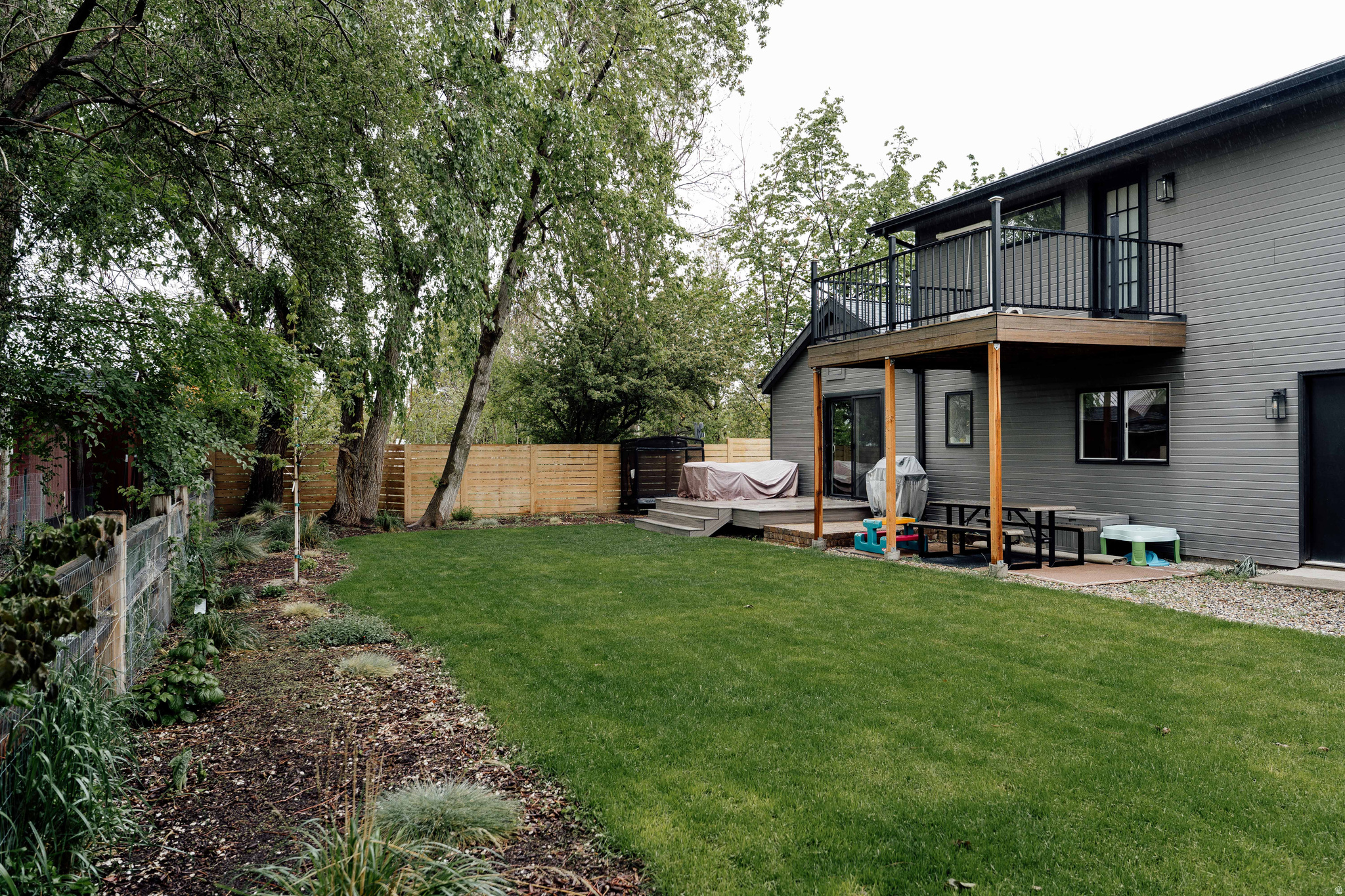 CANYON RIM - Residential
