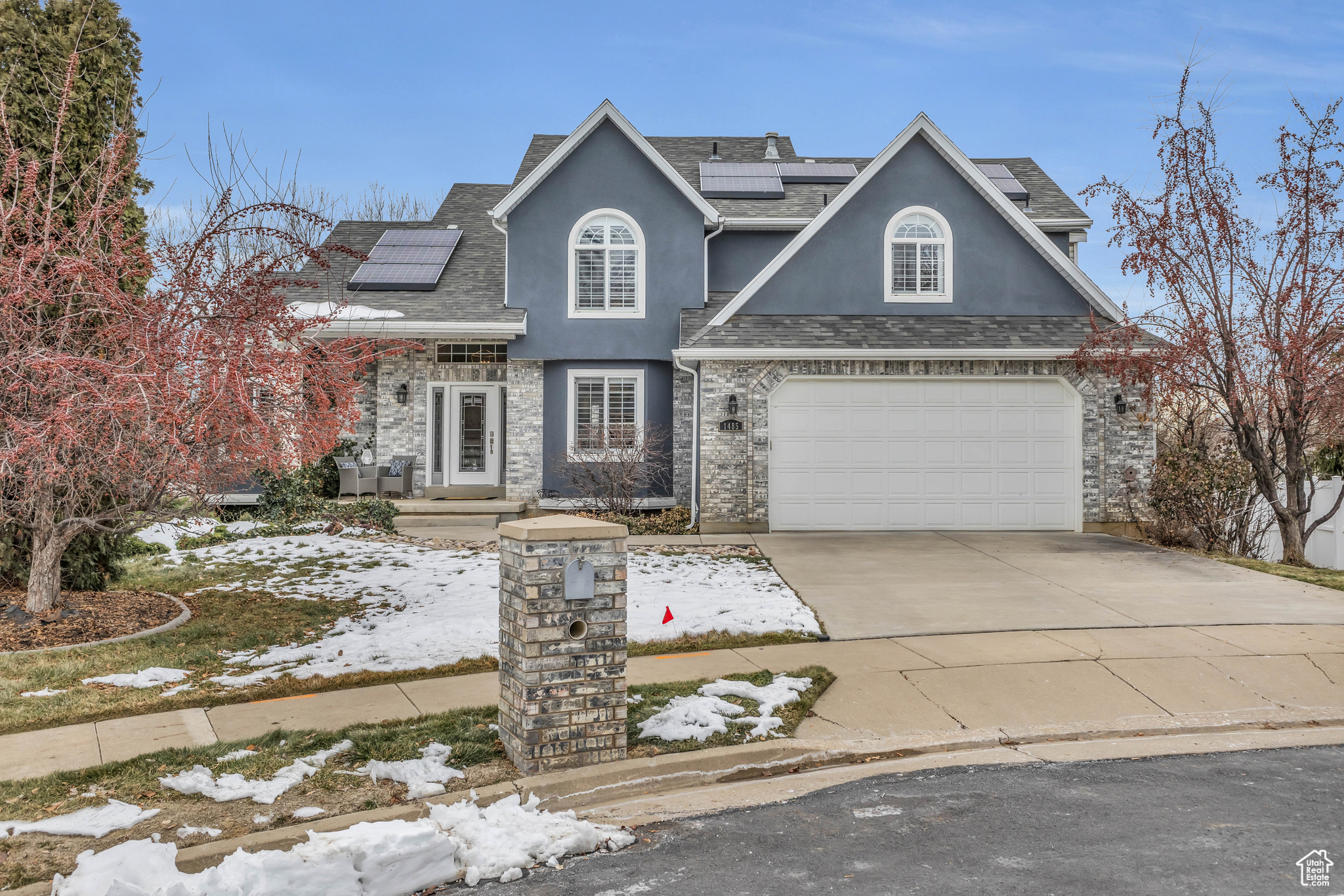 Discover this stunning East Layton 2-story home, perfectly nestled in a quiet cul-de-sac! Designed for comfort & entertaining, enjoy spacious living areas, a walk-out basement, & an adventure-filled yard. Minutes from skiing, hiking & downtown SLC-your dream lifestyle starts here. See it today because tomorrow it will be gone.