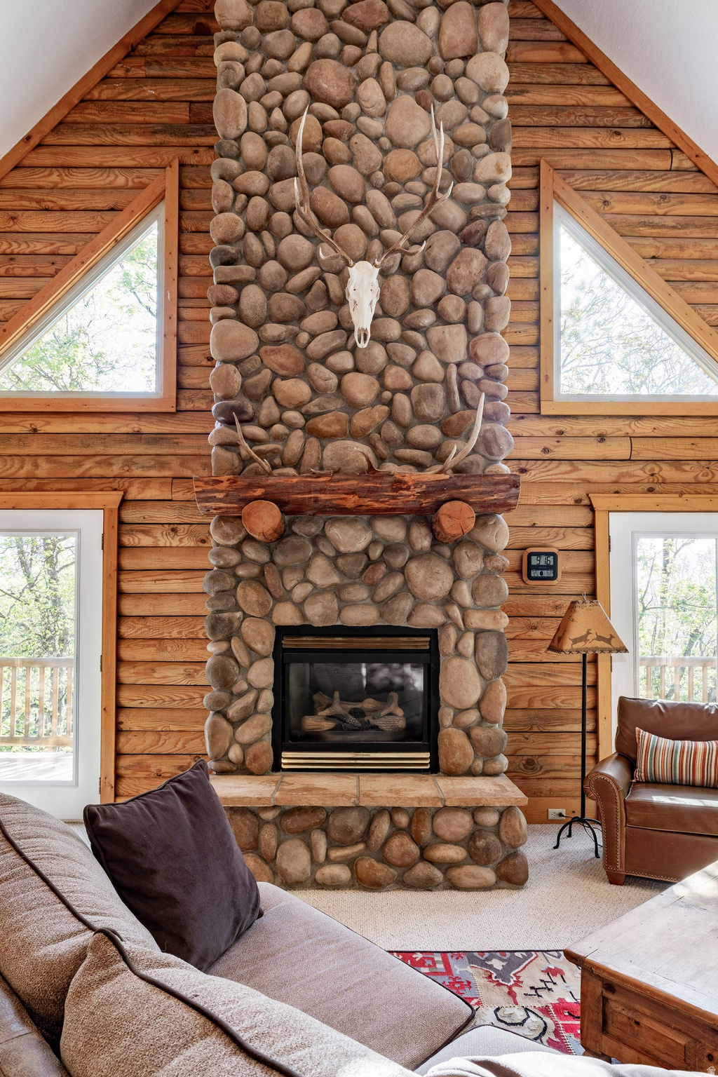 SPRING MOUNTAIN RANCHETTES - Residential