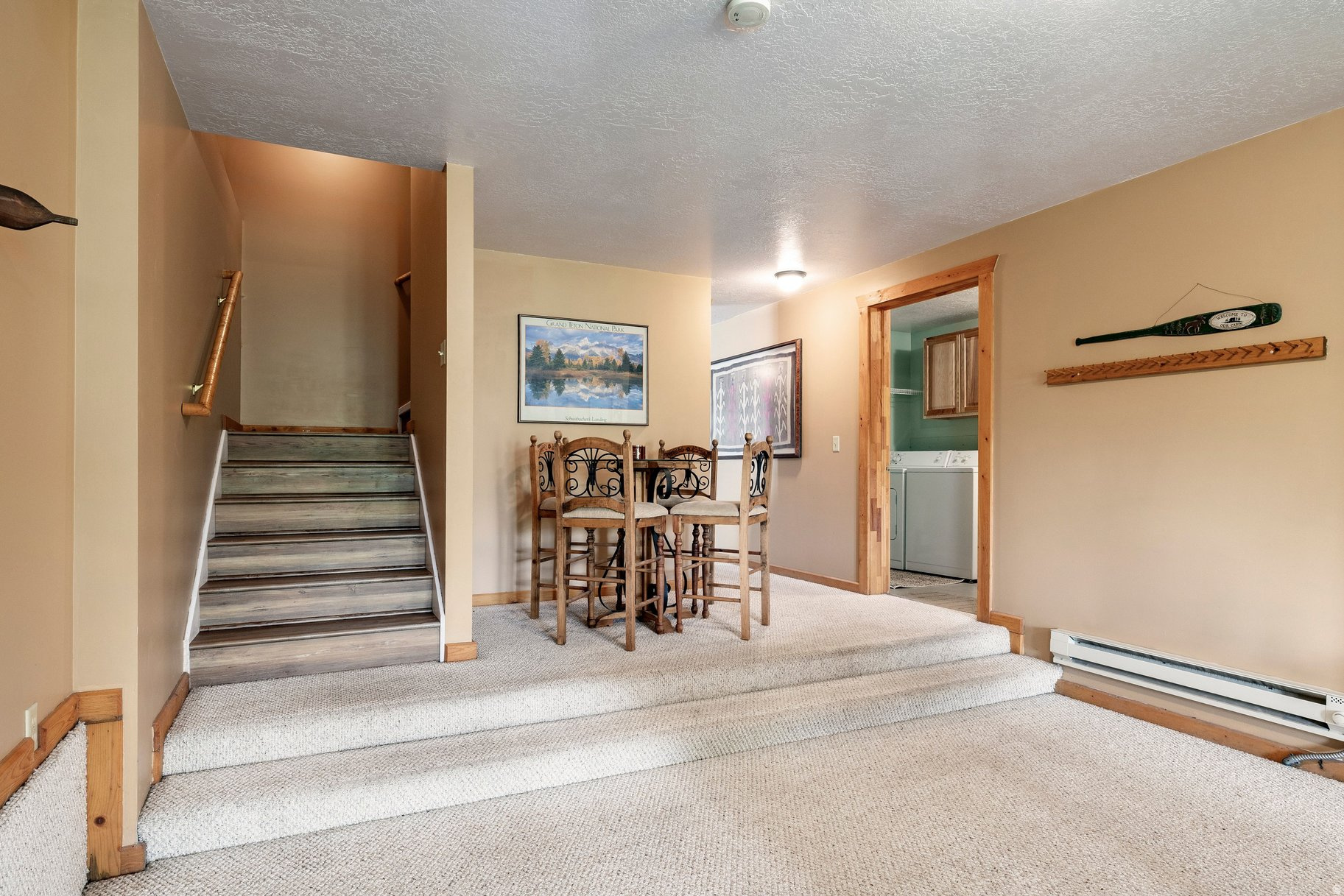 SPRING MOUNTAIN RANCHETTES - Residential